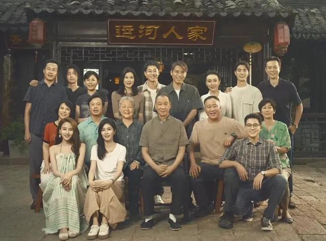 产剧《棋士》第6《鹊刀门传奇2》第2九游会2025年口碑最好的10部国(图41)